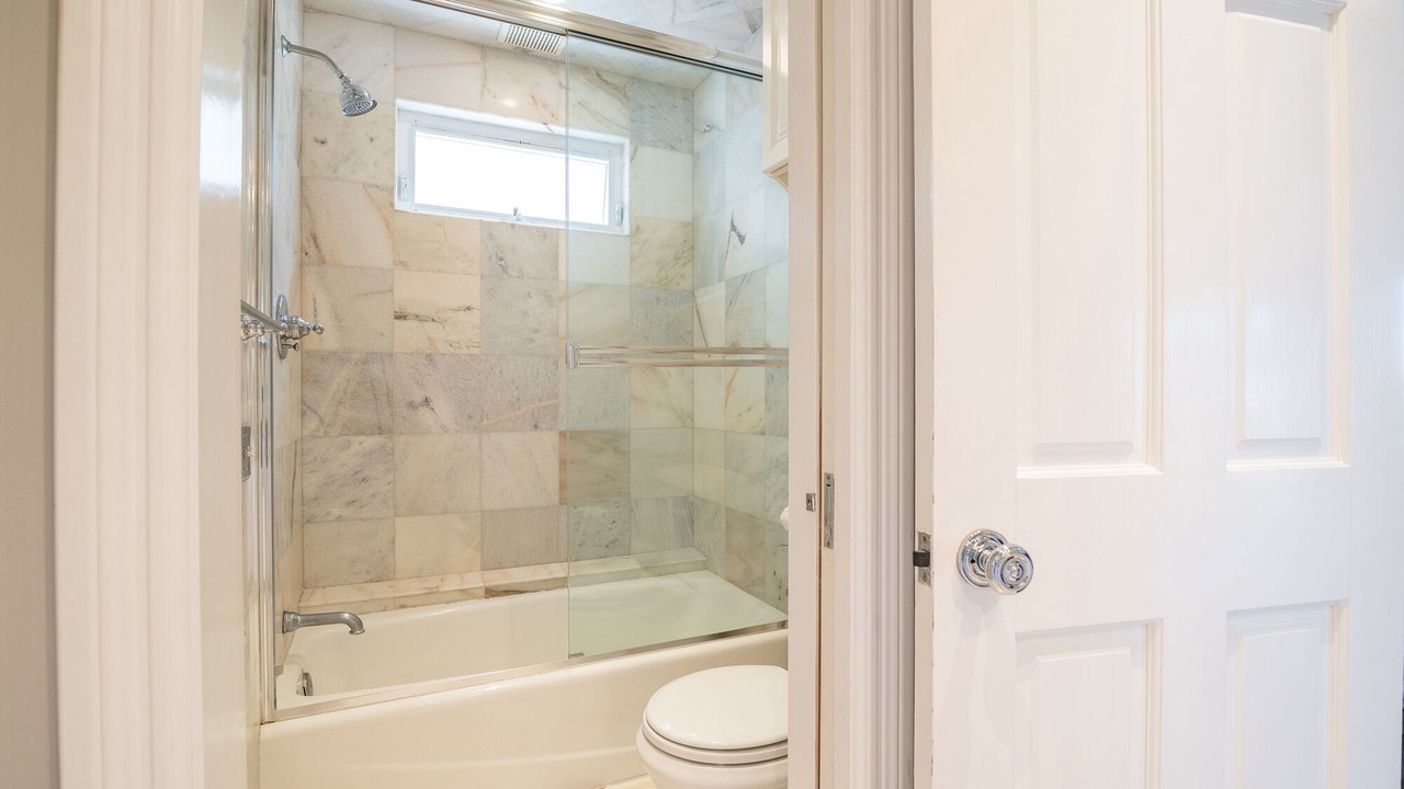 Photo of Bathroom in Arch Beach Heights