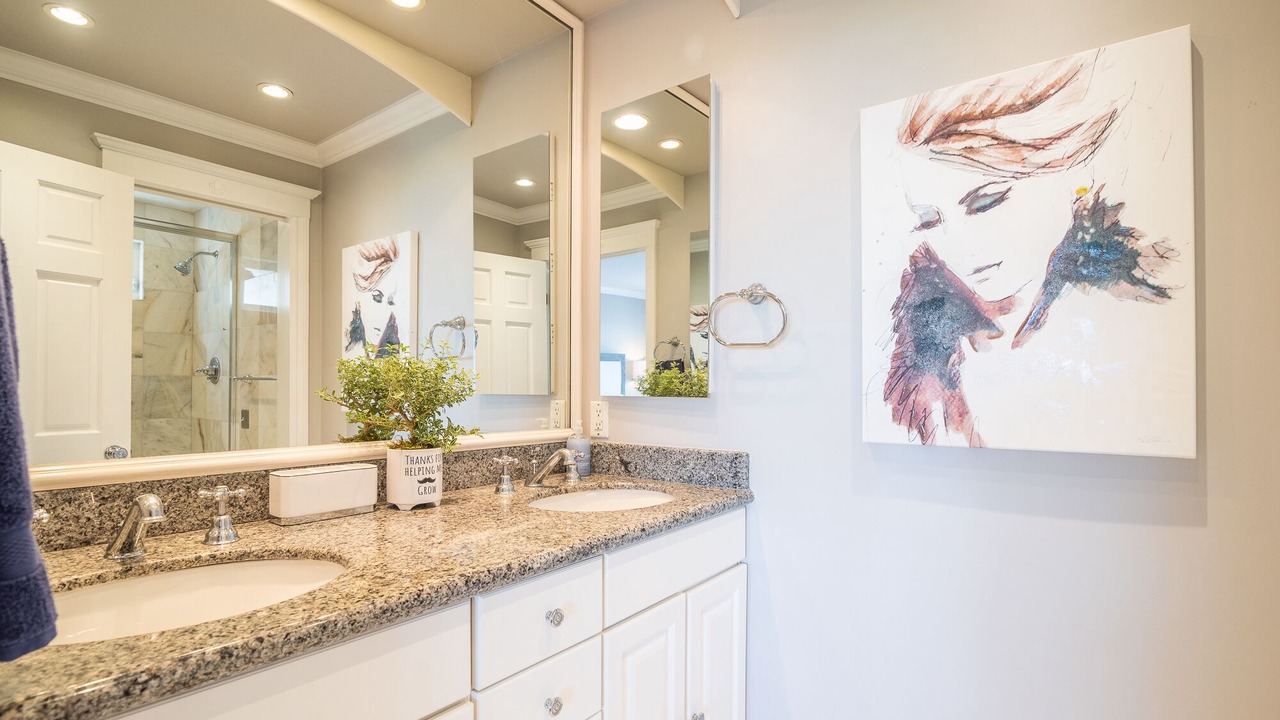 Photo of Bathroom in Arch Beach Heights