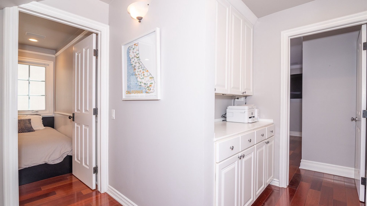 Photo of Bedroom in Arch Beach Heights
