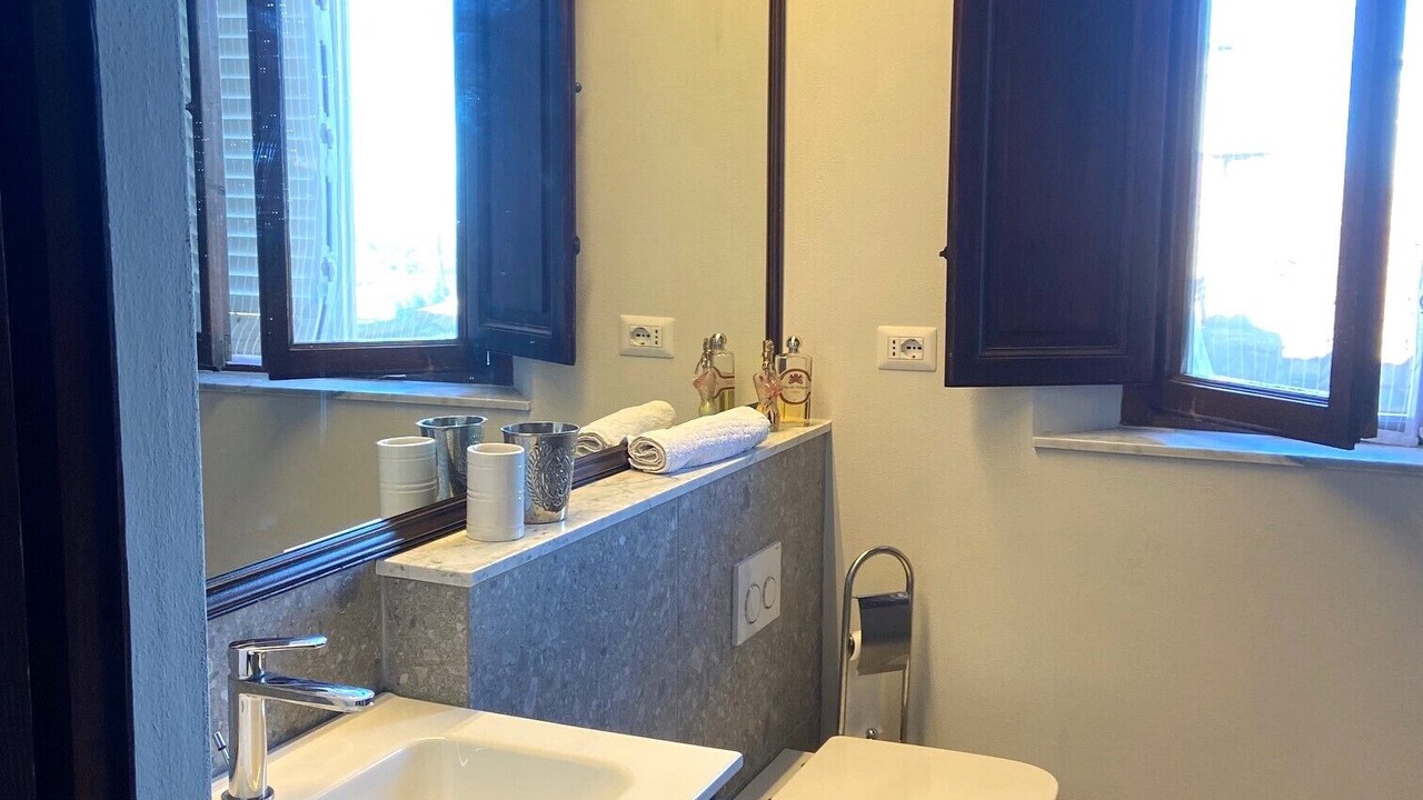 Photo of Bathroom in Lari
