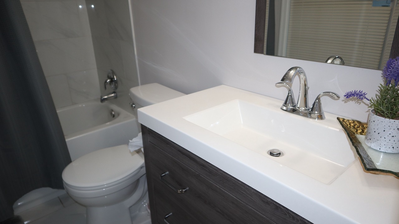 Photo of Bathroom in Fairland