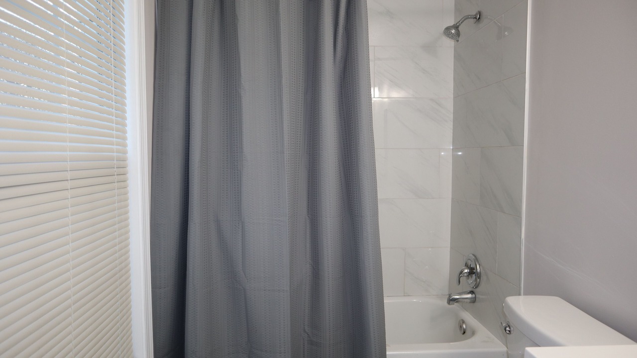 Photo of Bathroom in Fairland