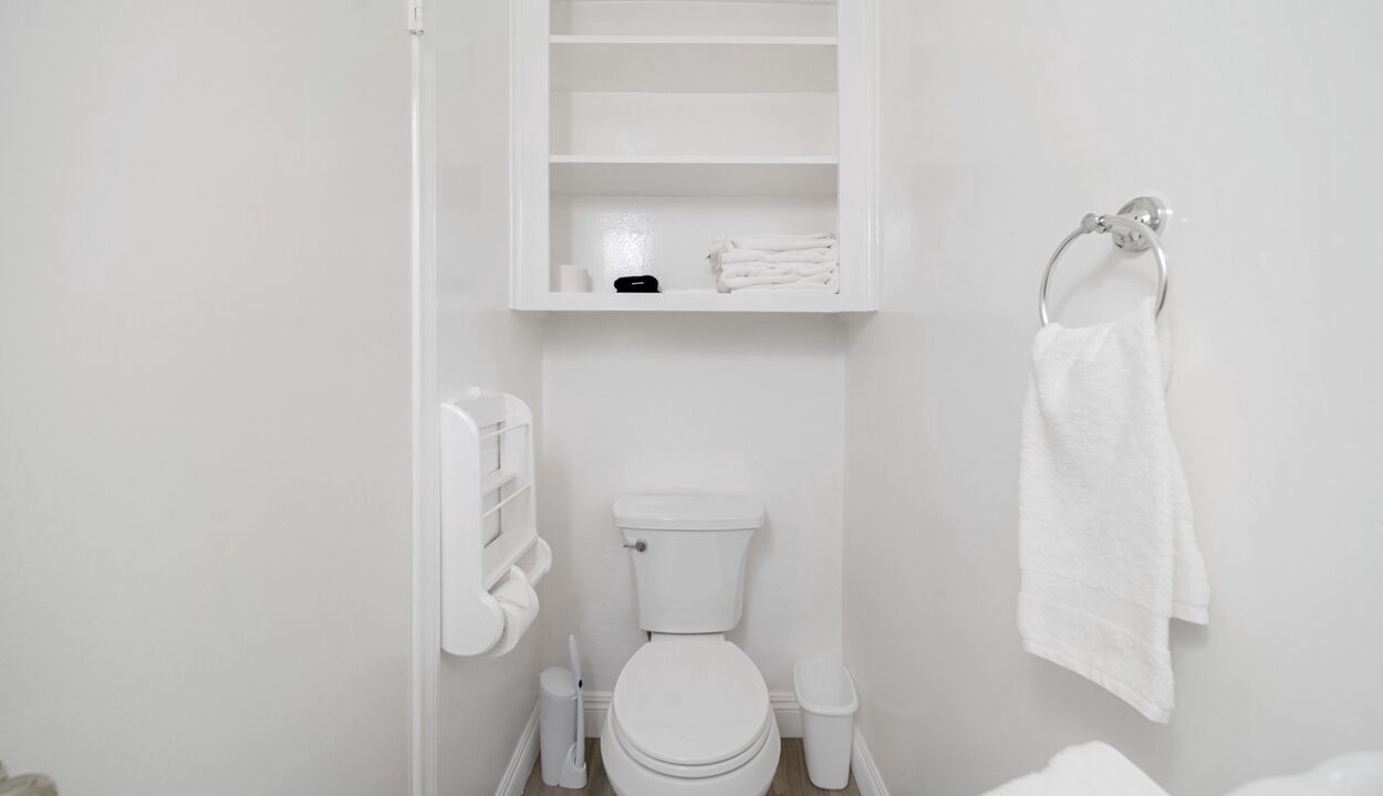 Photo of Bathroom in Balboa Island
