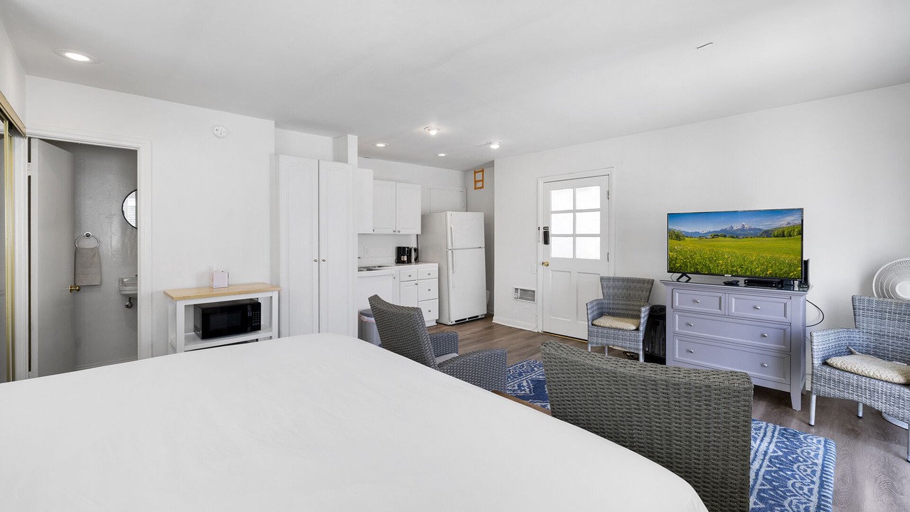 Photo of Bedroom in Balboa Island