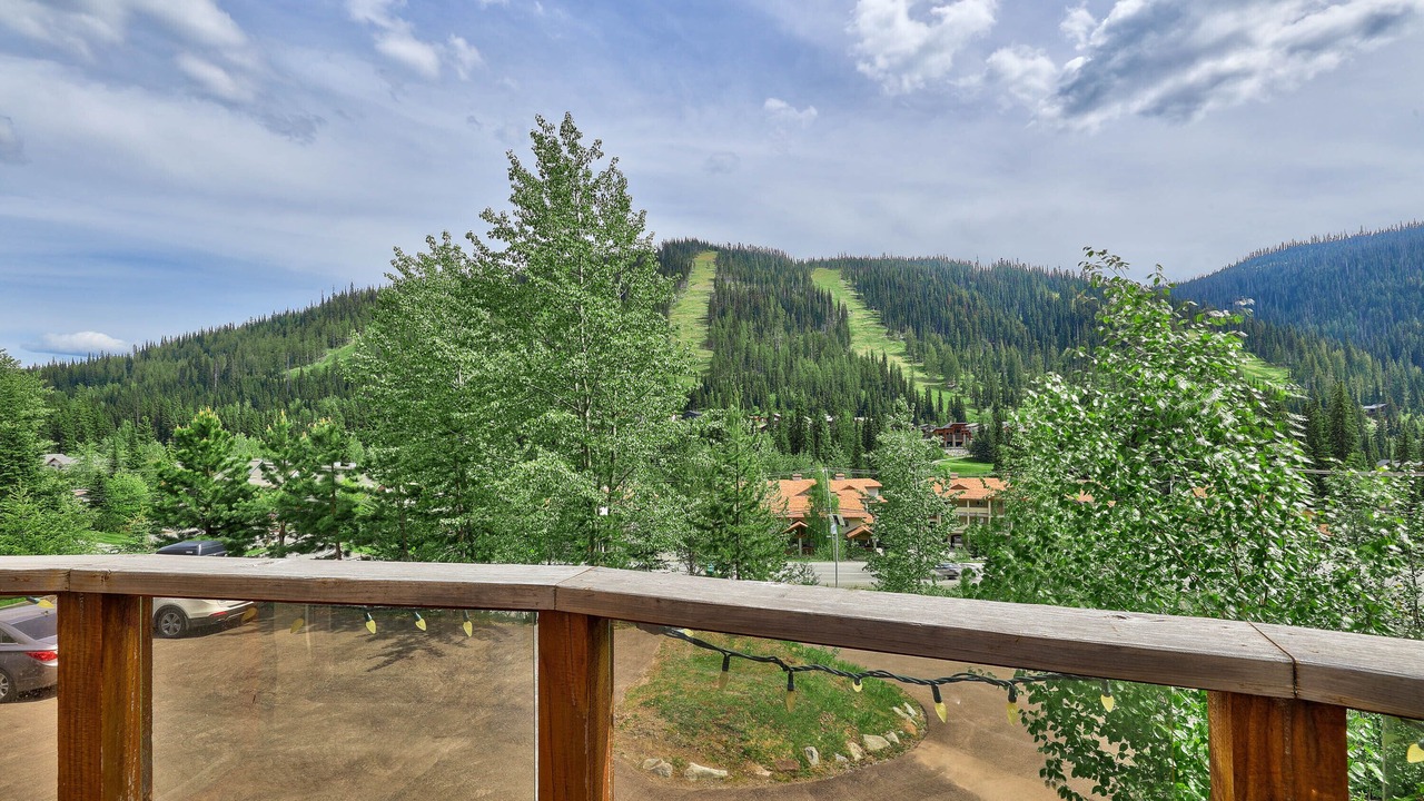 Photo of Patio Balcony in Sun Peaks