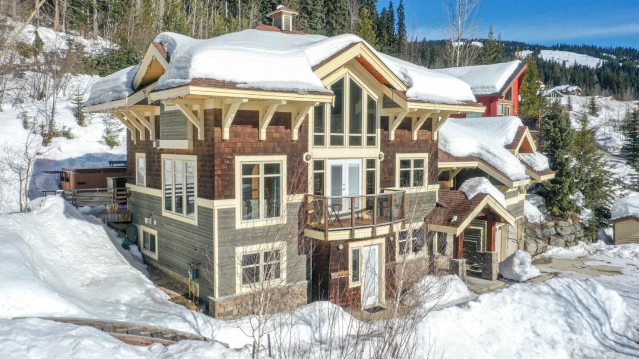Photo of Others in Sun Peaks