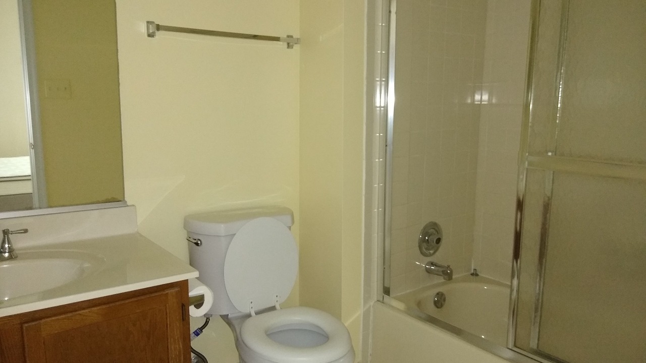 Photo of Bathroom in Fairland