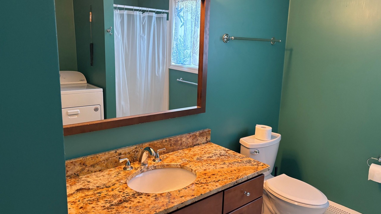 Photo of Bathroom in Eastward Look