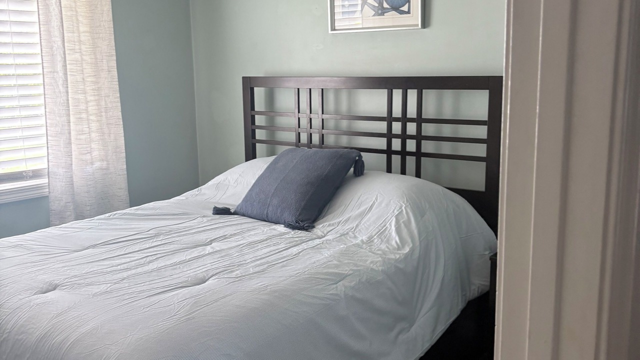 Photo of Bedroom in Eastward Look