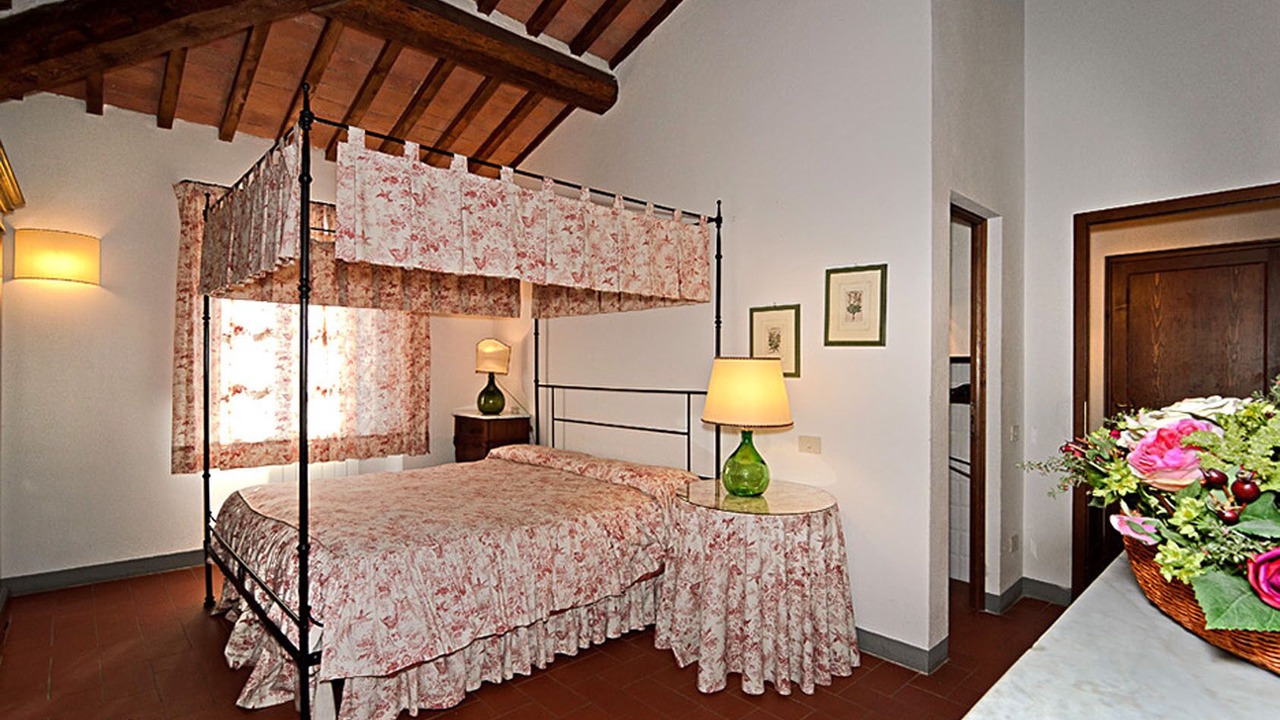 Photo of Bedroom in Terricciola
