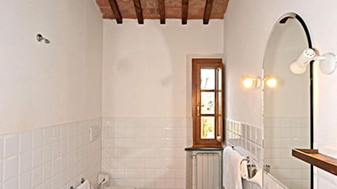 Photo of Bathroom in Terricciola