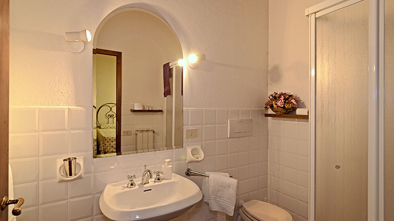 Photo of Bathroom in Terricciola