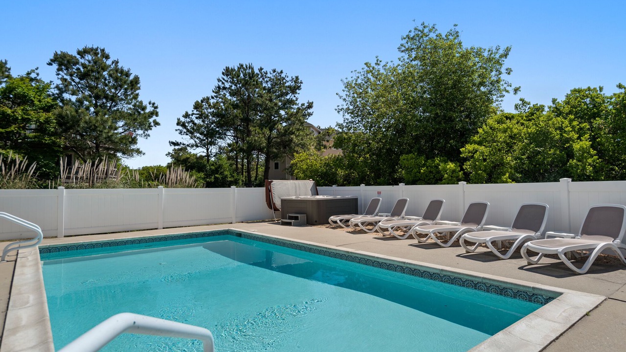 Photo of Outdoor in Monteray Shores
