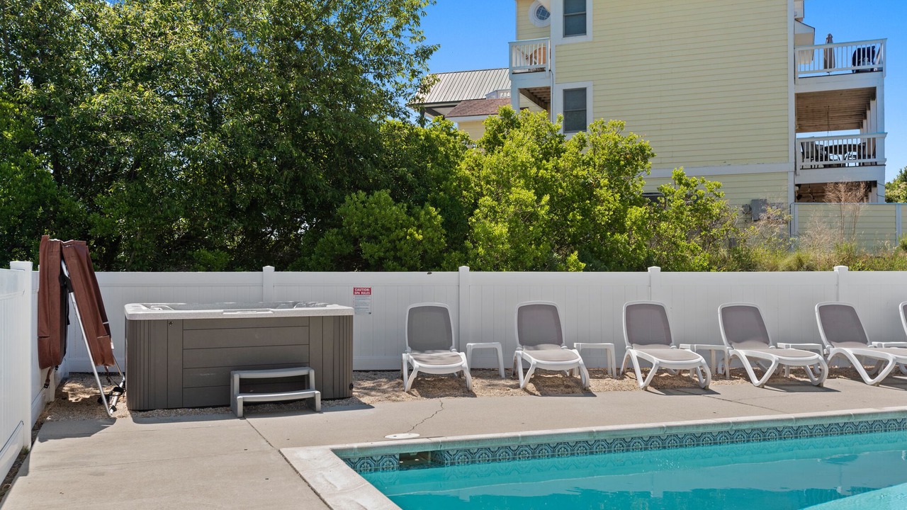 Photo of Outdoor in Monteray Shores