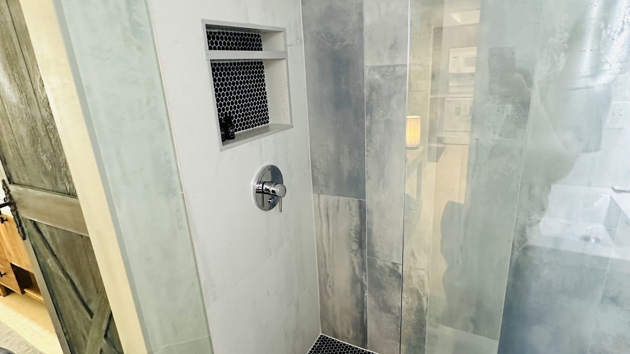 Photo of Bathroom in New Smyrna Beach