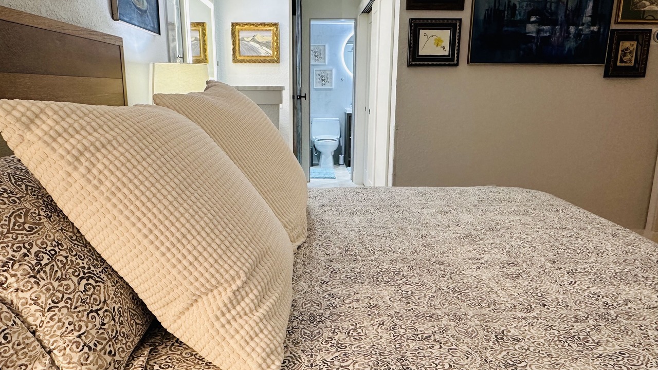 Photo of Bedroom in New Smyrna Beach