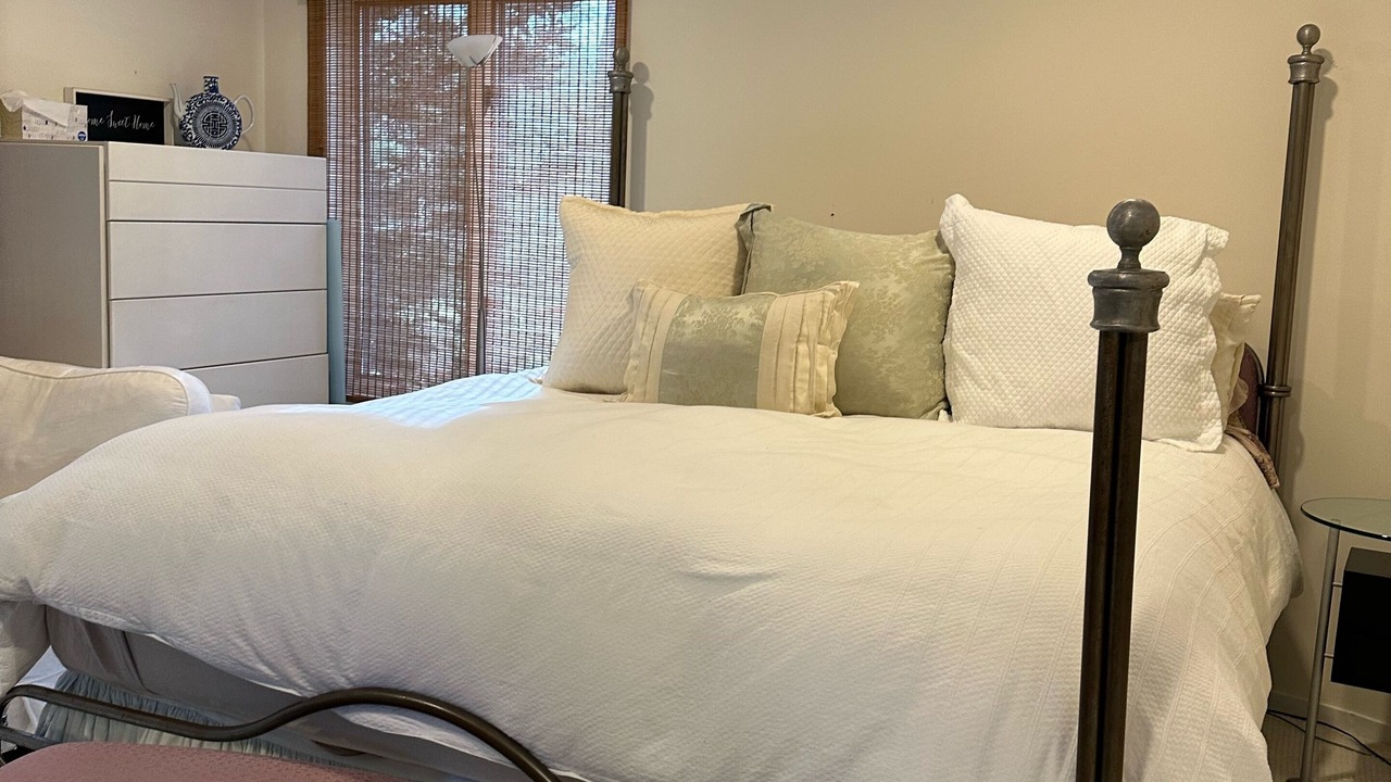 Photo of Bedroom in Wainscott