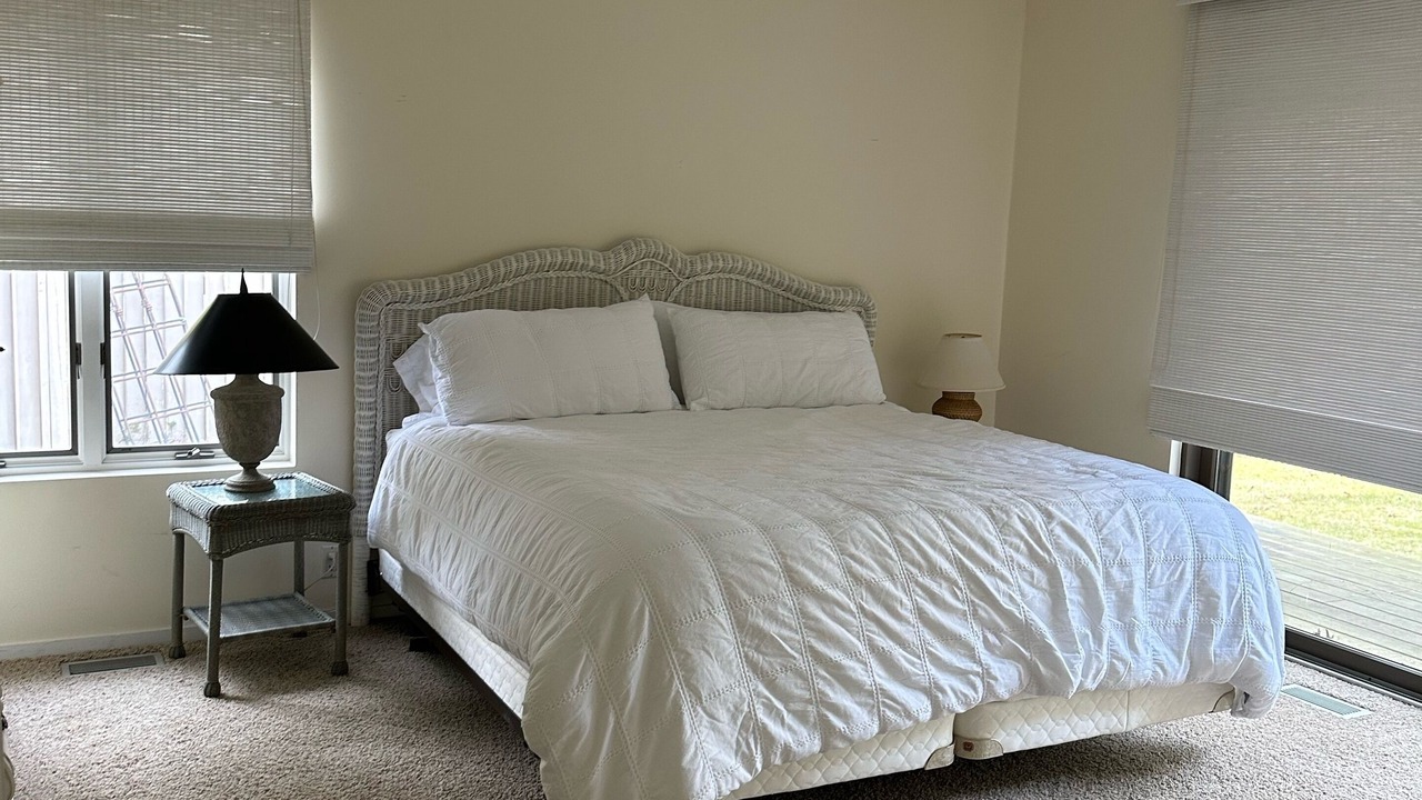 Photo of Bedroom in Wainscott
