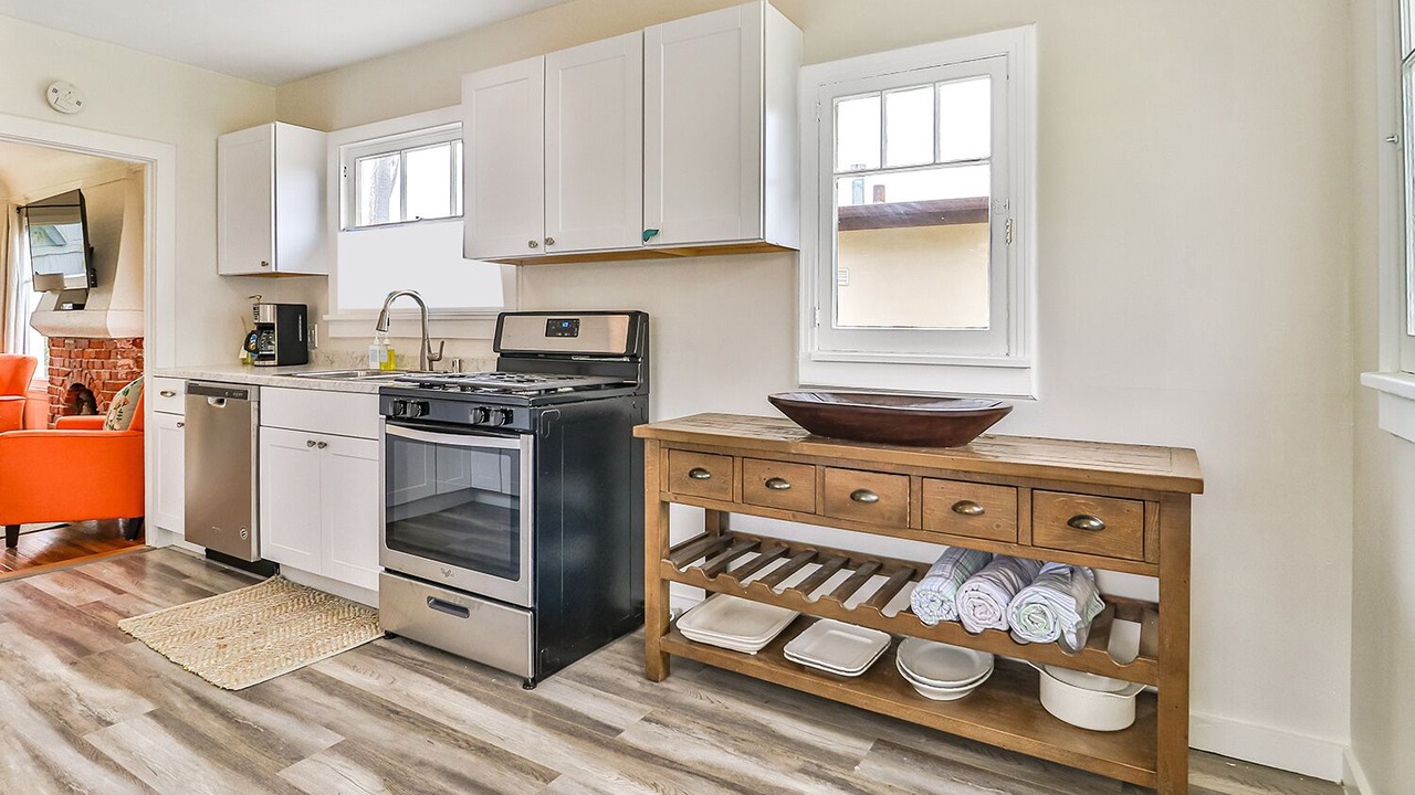 Photo of Kitchen in Pierpont Bay