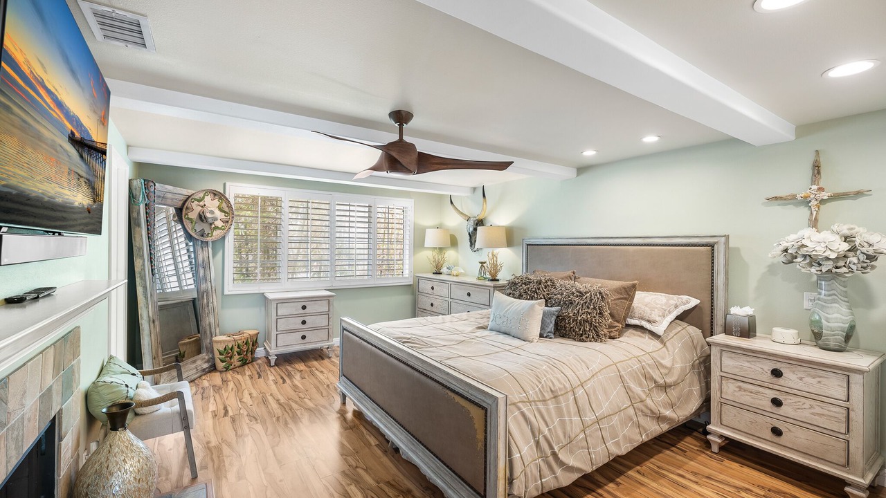 Photo of Bedroom in Hollywood