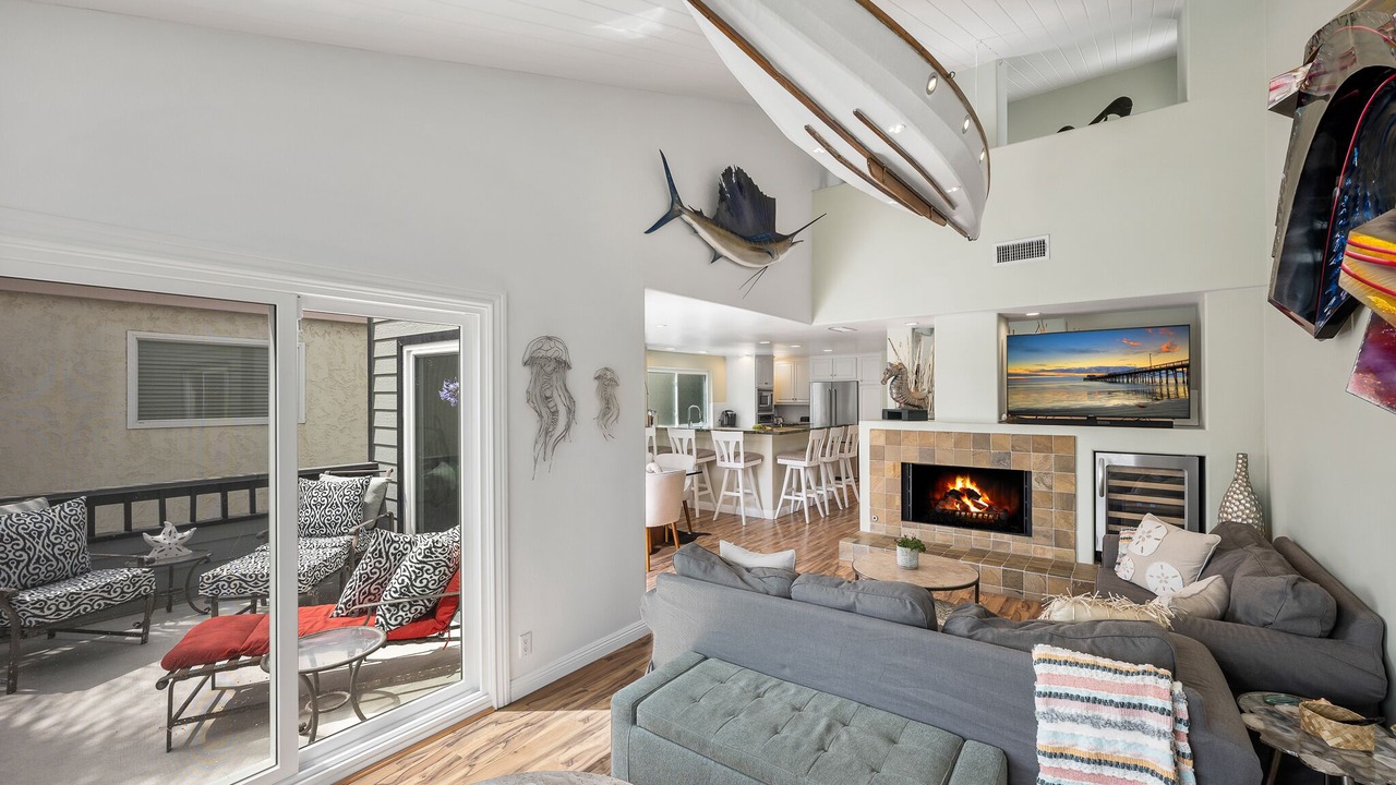 Photo of Livingroom in Hollywood