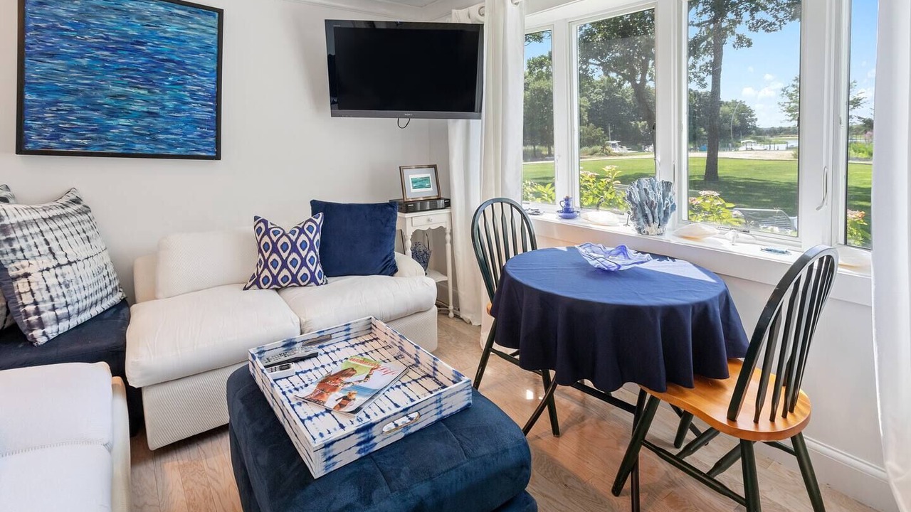 Photo of Livingroom in Springs