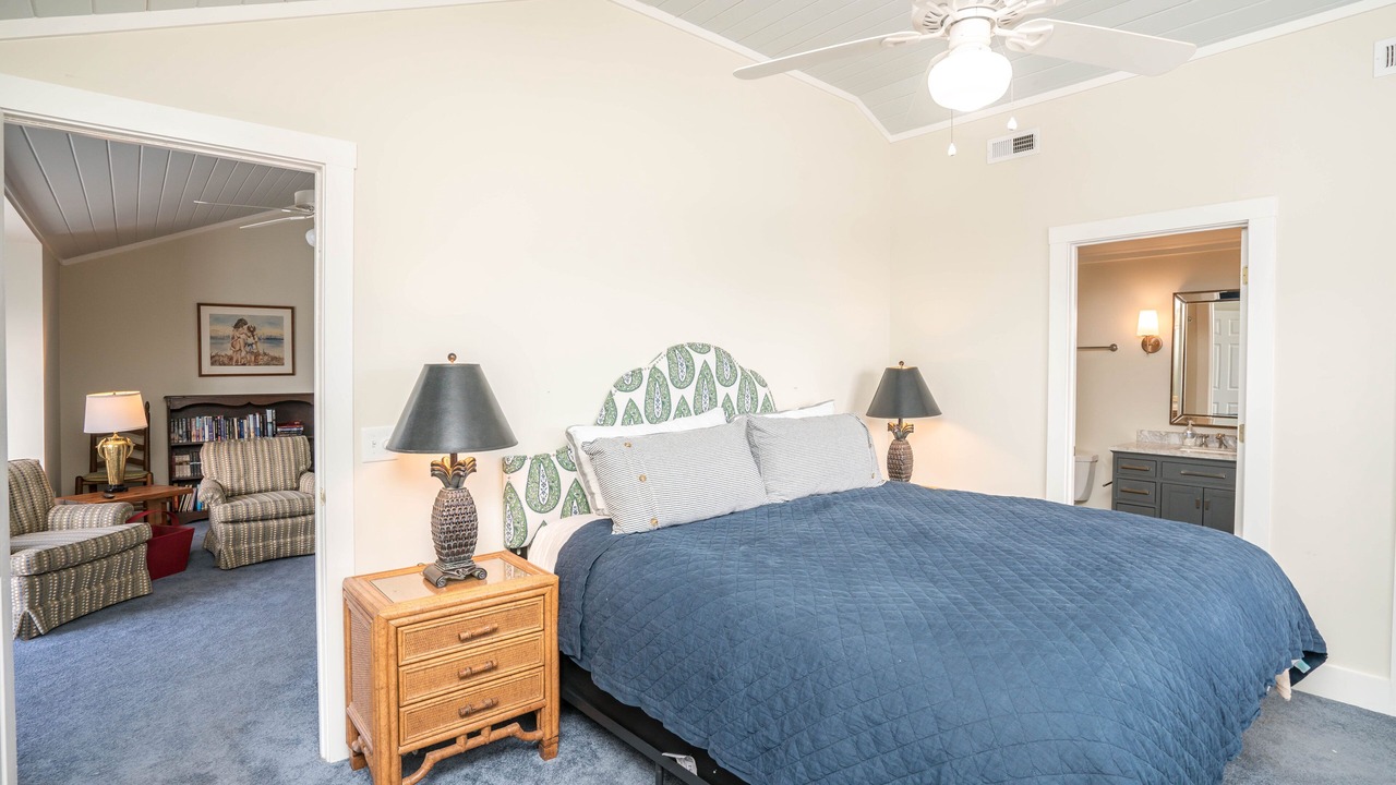 Photo of Bedroom in Oak Island