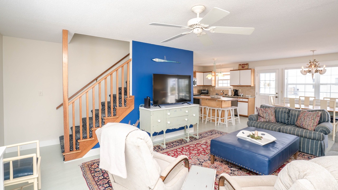 Photo of Livingroom in Oak Island