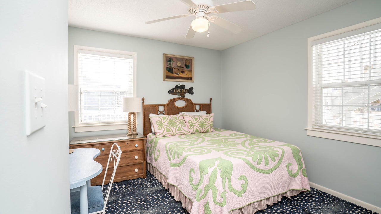 Photo of Bedroom in Oak Island