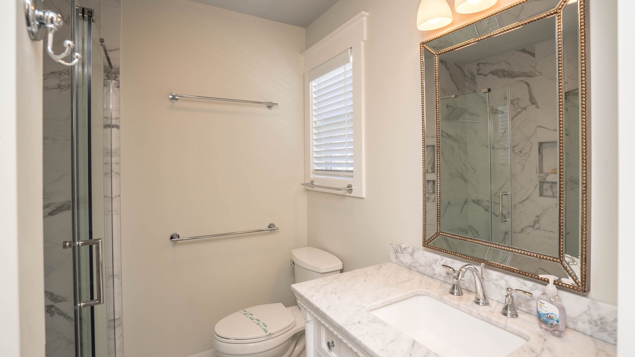 Photo of Bathroom in Oak Island