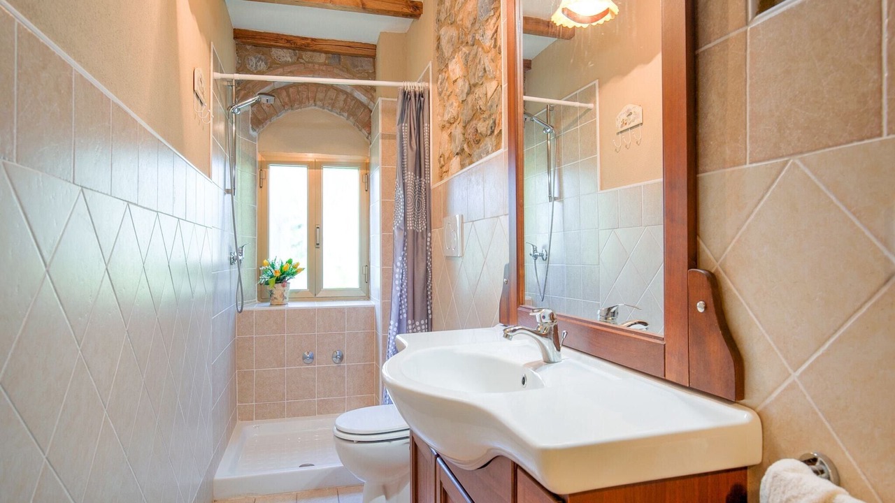 Photo of Bathroom in Chianni