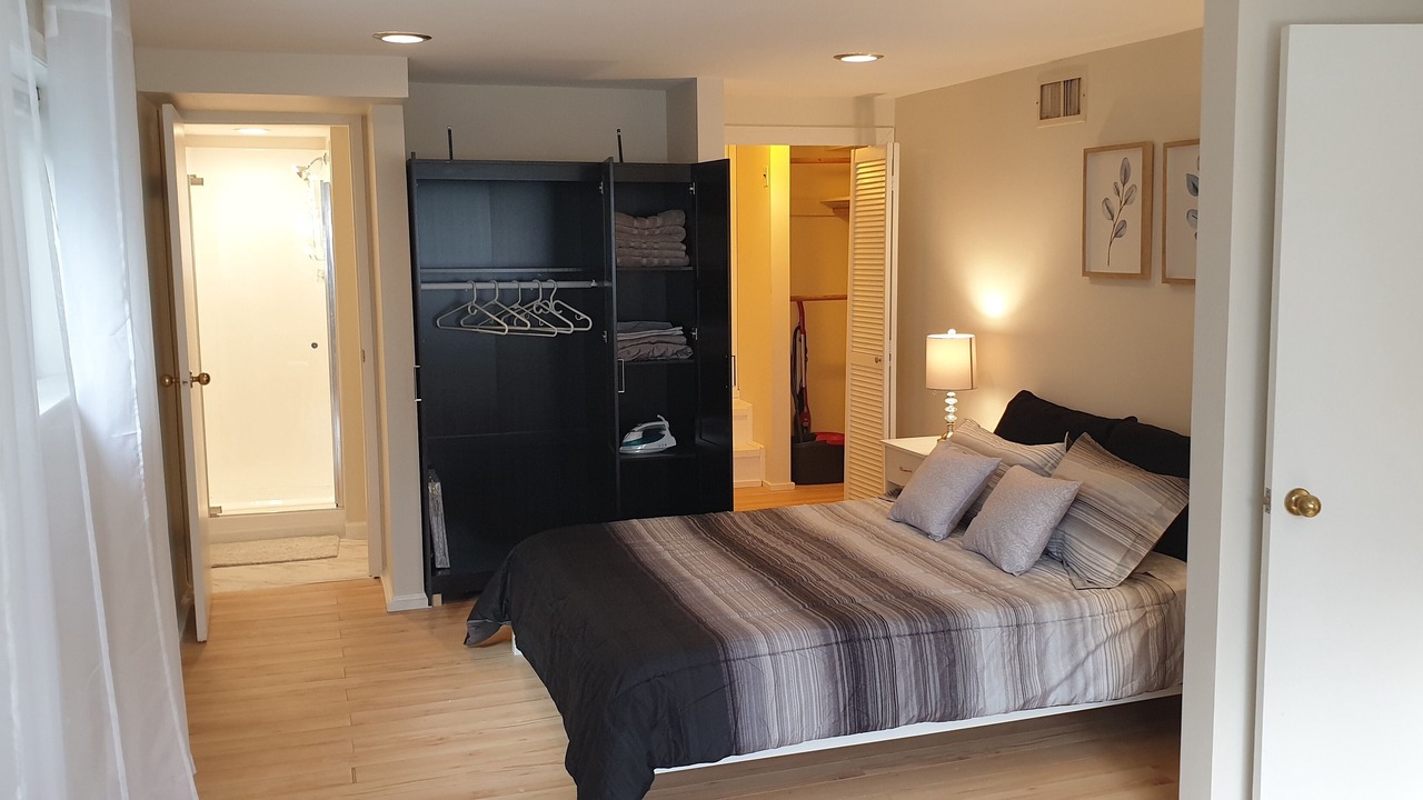 Photo of Bedroom in Hollyburn