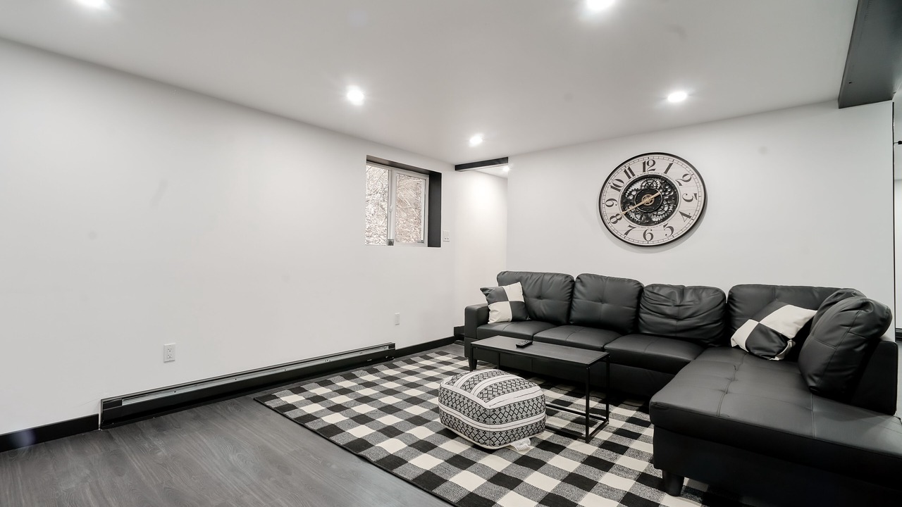 Photo of Livingroom in East Stroudsburg