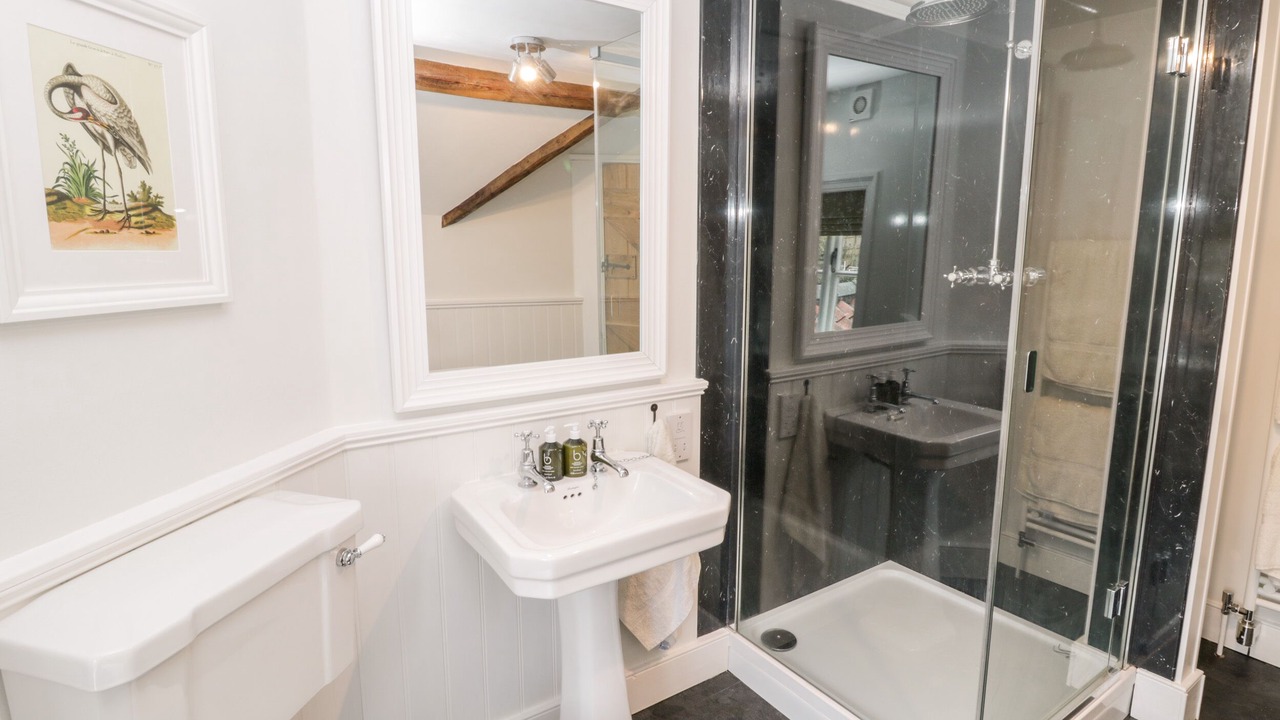 Photo of Bathroom in Helmsley