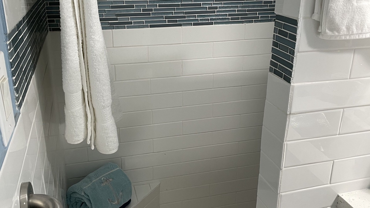 Photo of Bathroom in Estate Golden Rock
