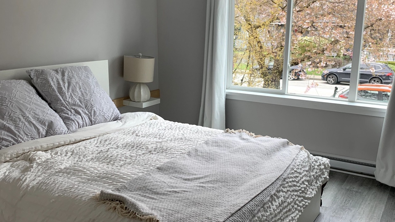 Photo of Bedroom in Lower Lonsdale