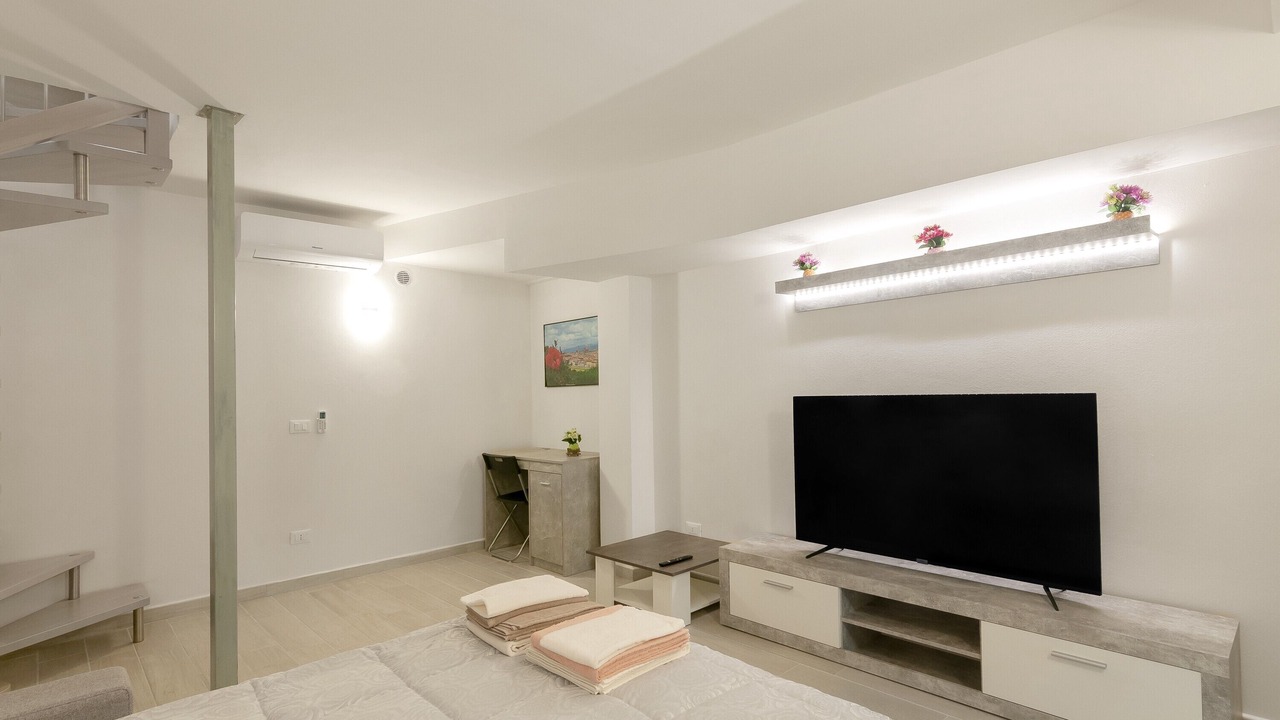 Photo of Bedroom in Lungarno del Tempio