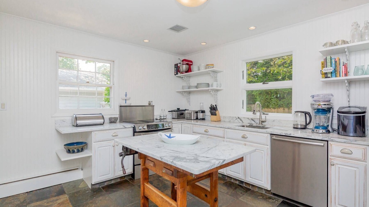 Photo of Outdoor in Silver Beach