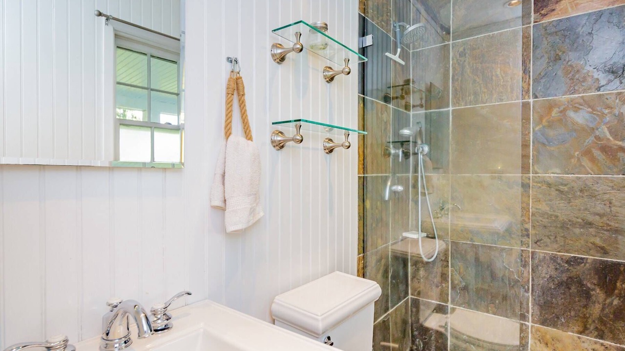 Photo of Bathroom in Silver Beach