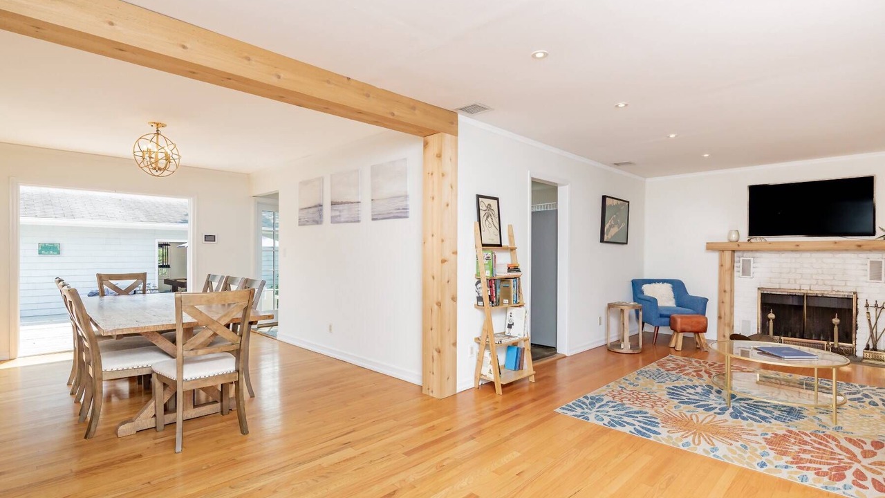 Photo of Bedroom in Silver Beach