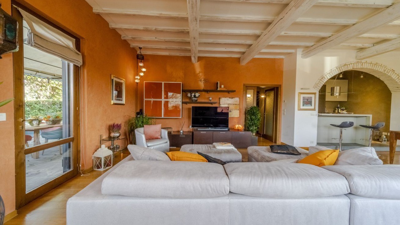 Photo of Livingroom in Twist
