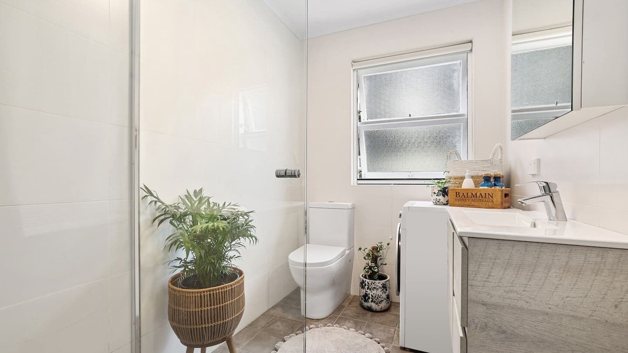 Photo of Bathroom in Avalon Beach