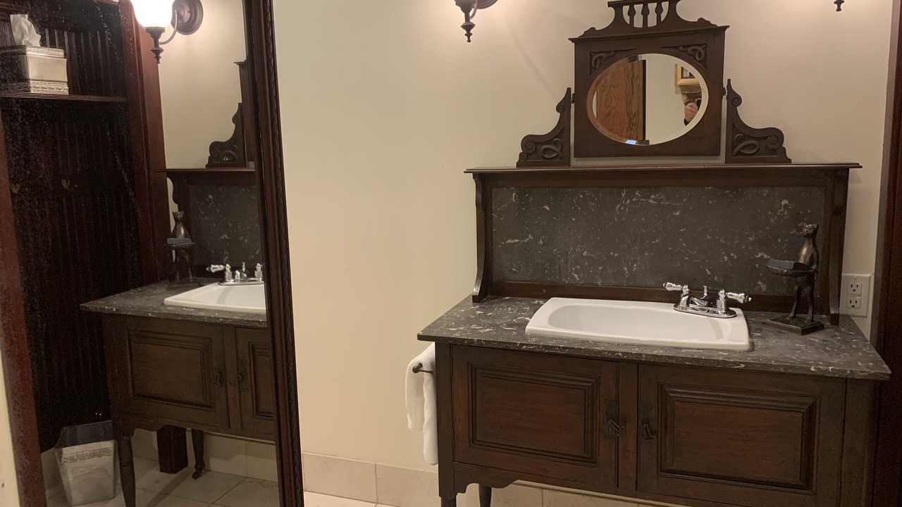 Photo of Bathroom in North Vancouver