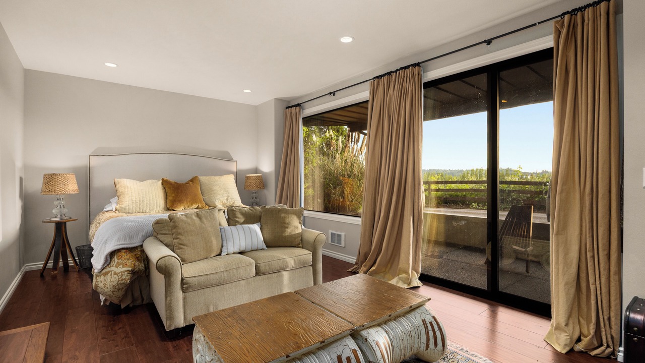 Photo of Livingroom in Cottage Lake