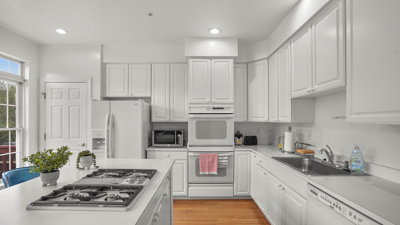 Photo of Kitchen in North Potomac