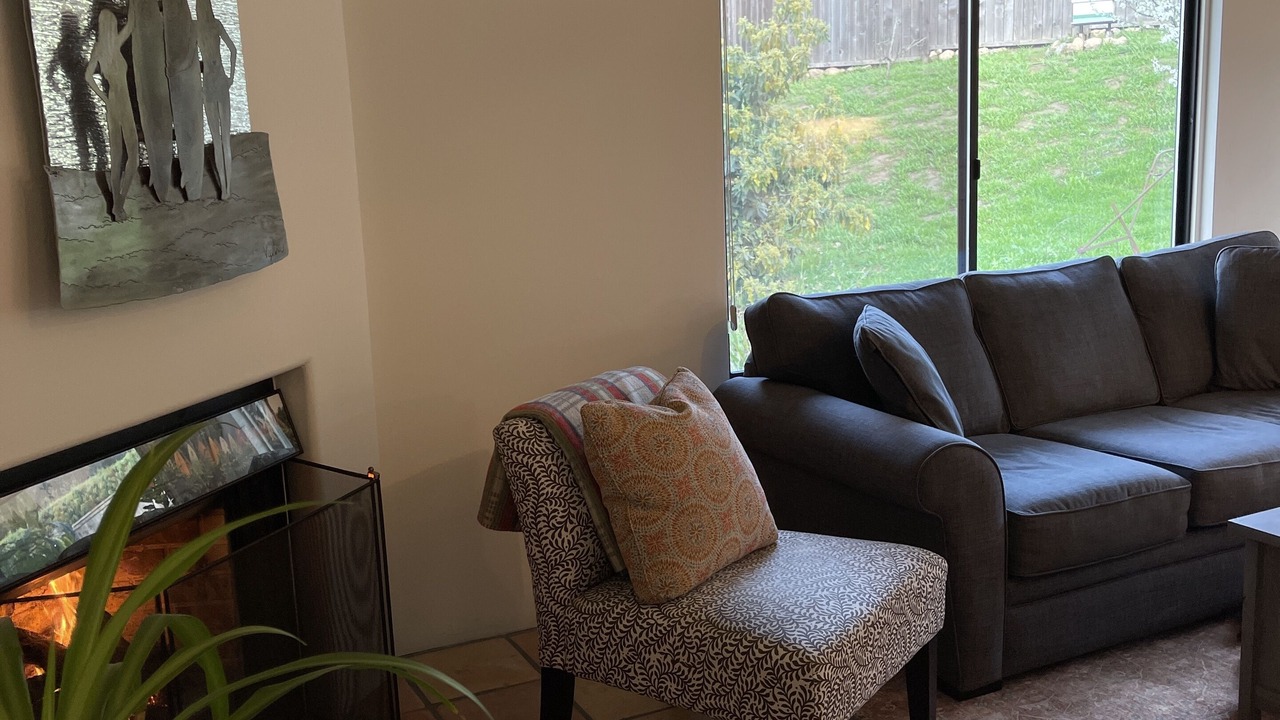 Photo of Livingroom in Alta Mesa