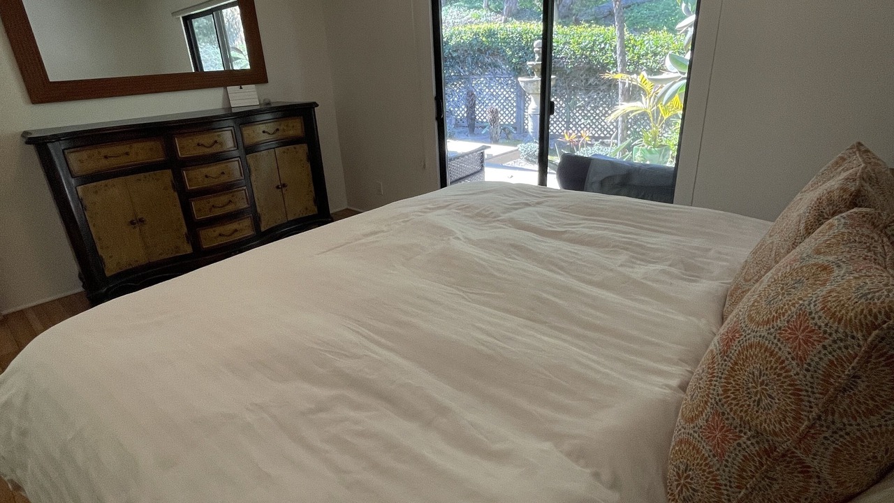 Photo of Bedroom in Alta Mesa