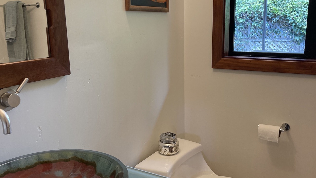 Photo of Bathroom in Alta Mesa