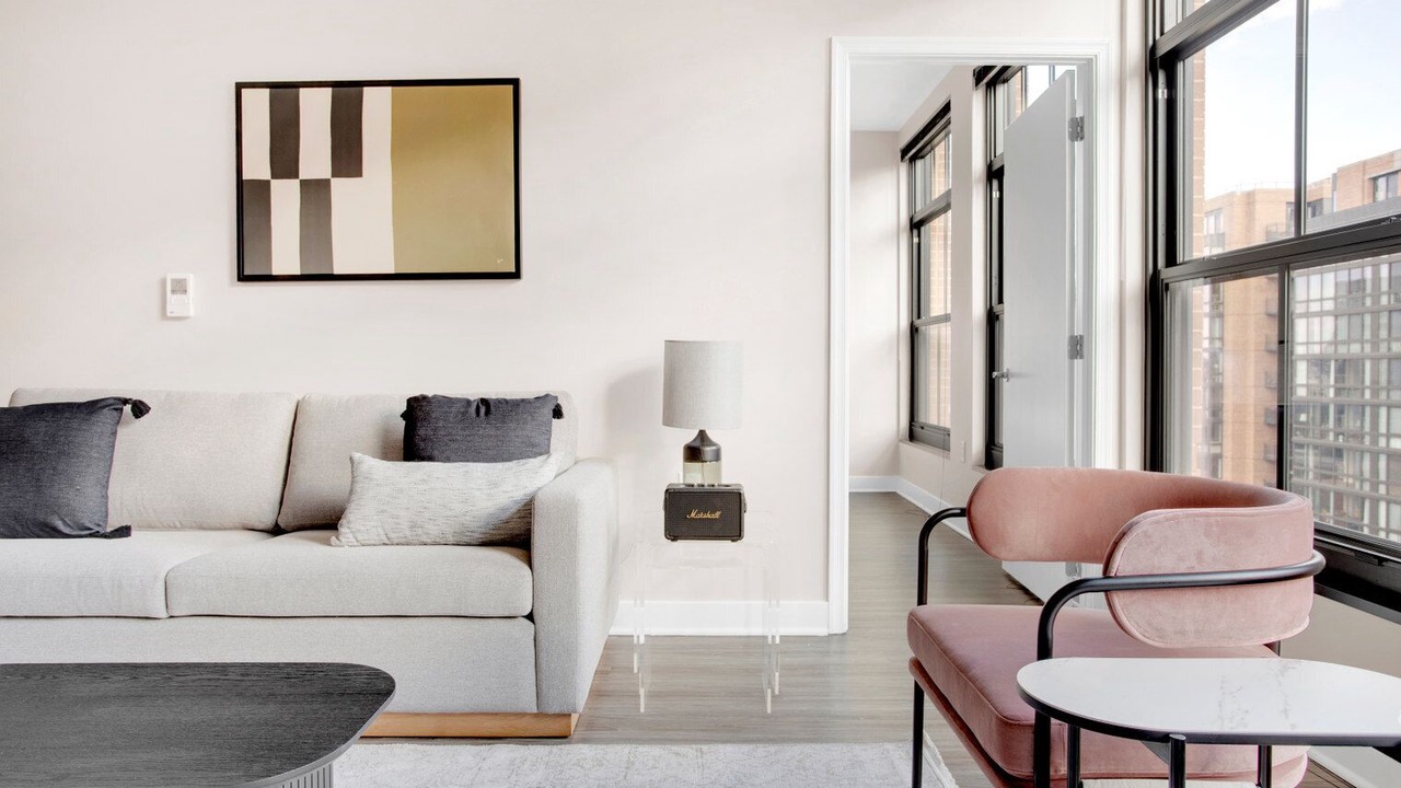 Photo of Livingroom in Mount Vernon Square
