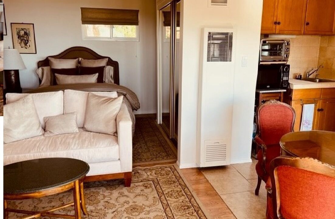 Photo of Livingroom in Alta Mesa